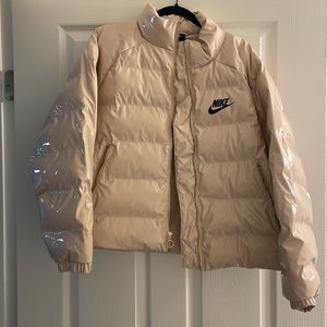 NIKE PUFF jacket